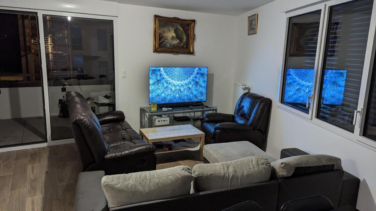 Chambre Dans Appartement Pres Du Roazhon Park レンヌ エクステリア 写真